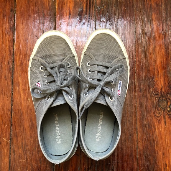 Gray Supergas - Picture 1 of 4